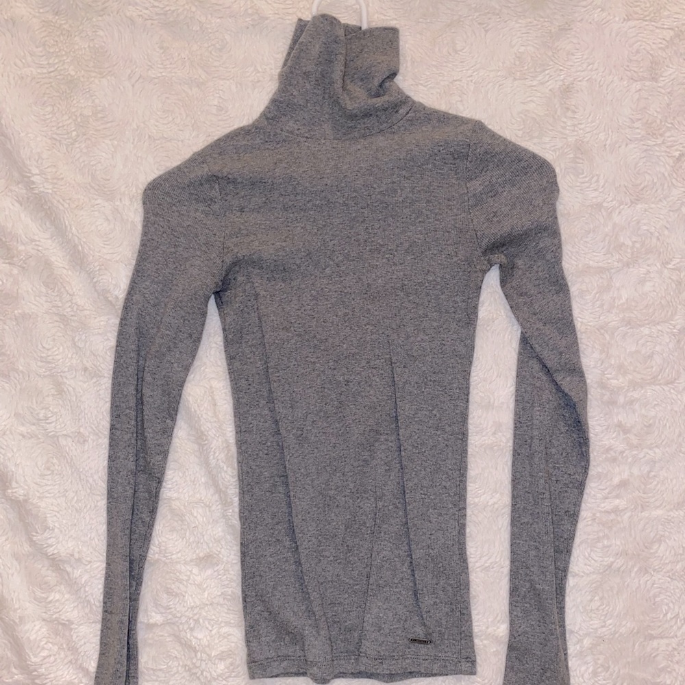 Gray Hollister Turtle Neck